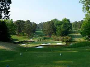 Golden Horseshoe (Gold) 16th Tee